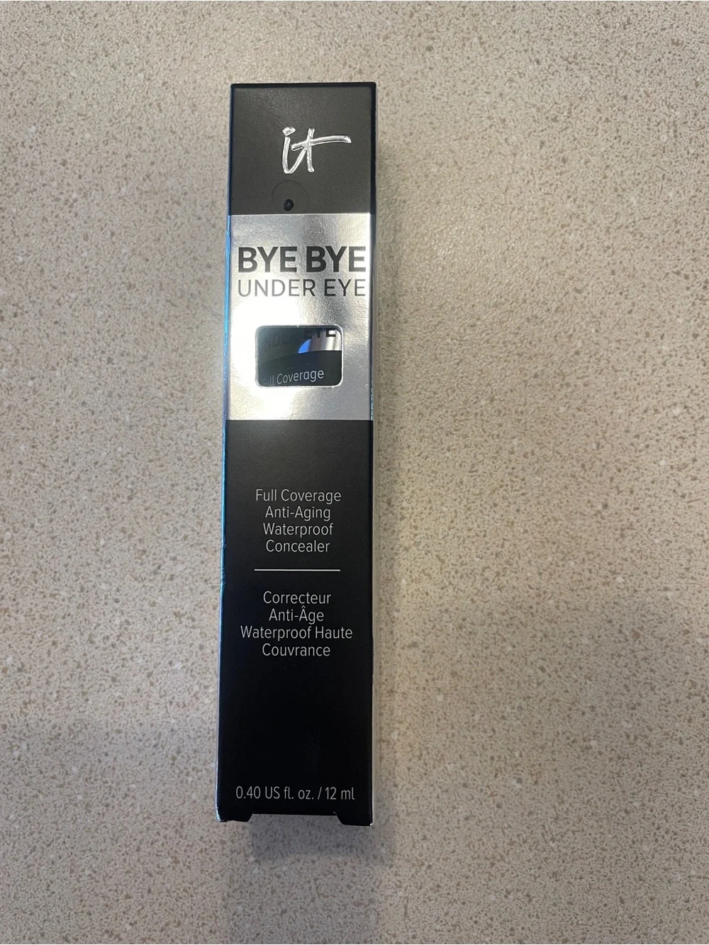 it cosmetics Bye Bye Under Eye Concealer - Black & Silver Packaging